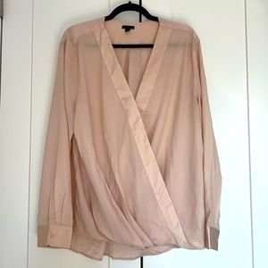 Ann Taylor Wrap blouse in Blush Pink - Size XXL